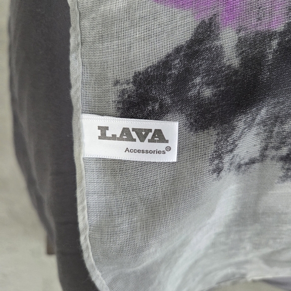 Multi Color Large Floral Pattern Scarf/Wrap - Picture 5 of 5